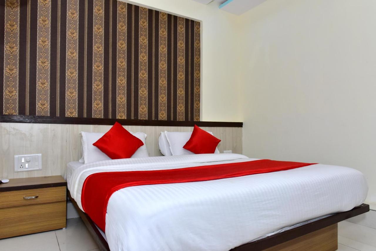 Hotel Peradiot Ahmedabad Ngoại thất bức ảnh